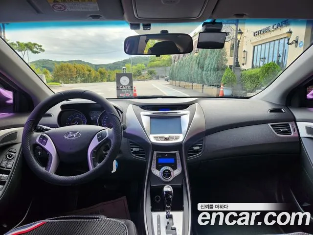 Hyundai Avante 2011 thumb 8