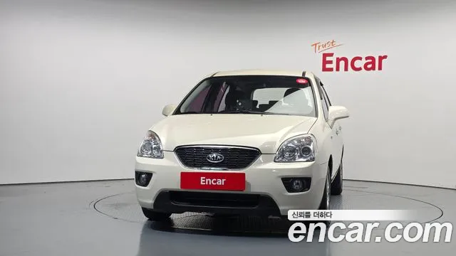 Kia Carens 2013 thumb 3