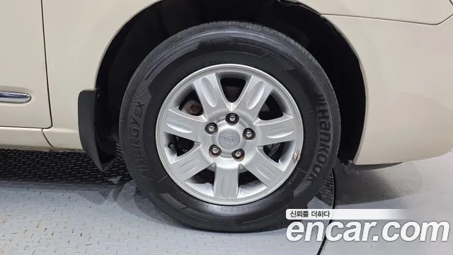 Kia Carens 2013 thumb 5
