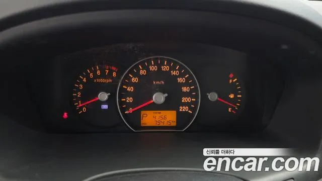 Kia Carens 2013 thumb 8