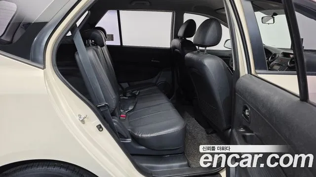 Kia Carens 2013 thumb 12