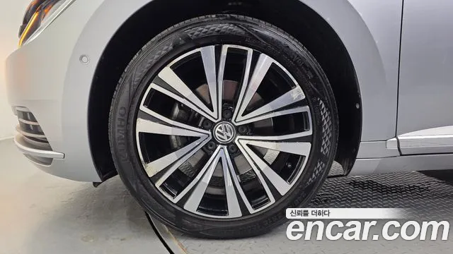 Volkswagen Arteon 2019 thumb 5