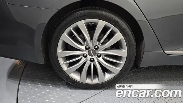 Genesis G80 2019 thumb 5