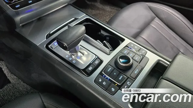 Genesis G80 2019 thumb 9