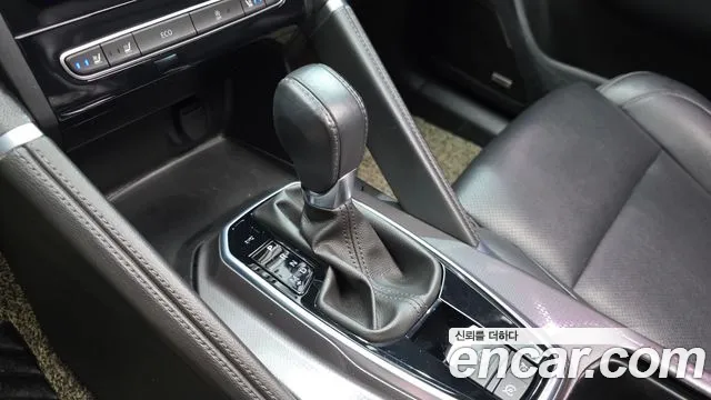 Renault Koleos 2016 thumb 9