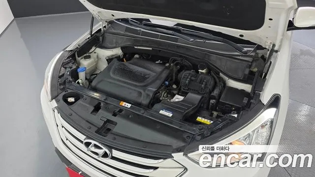 Hyundai Santa Fe 2015 thumb 6