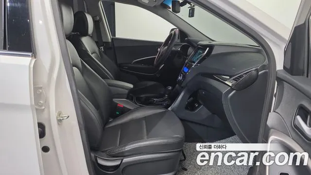Hyundai Santa Fe 2015 thumb 11