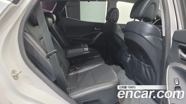 Hyundai Santa Fe 2015 thumb 12