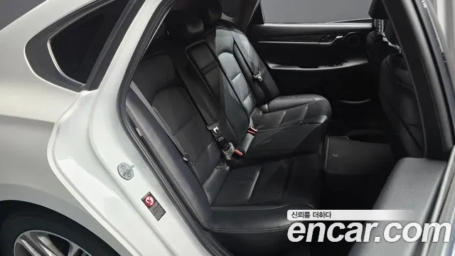 Hyundai Grandeur 2018 thumb 11