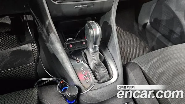 Volkswagen Golf Sportsvan 2012 thumb 8