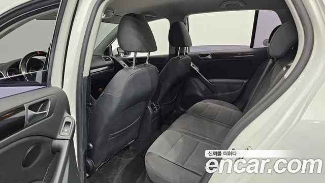 Volkswagen Golf Sportsvan 2012 thumb 11