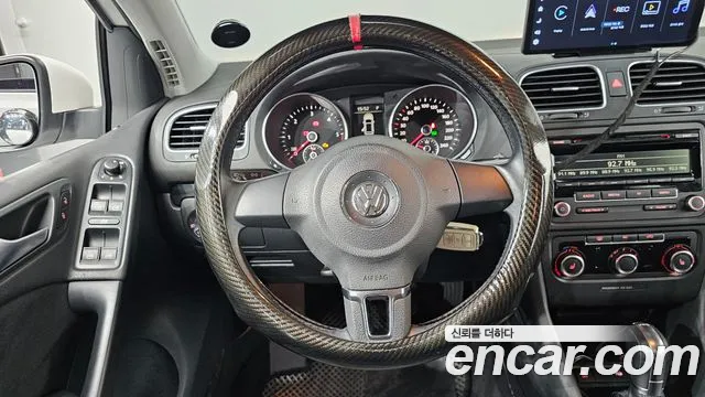Volkswagen Golf Sportsvan 2012 thumb 12