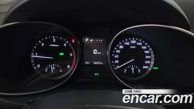 Hyundai Santa Fe 2017 thumb 8