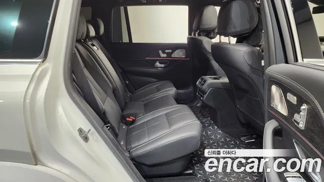 Mercedes-Benz GLS 2025 thumb 11