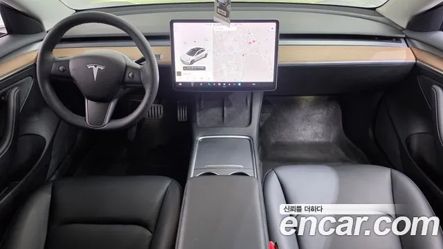 Tesla Model 3 2021 thumb 7