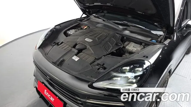 Porsche Cayenne 2020 thumb 6