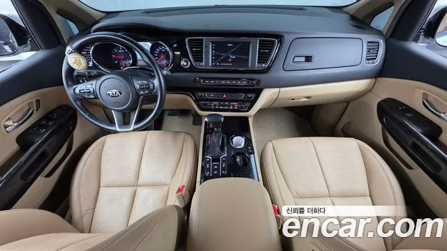 Kia Carnival 2019 thumb 7