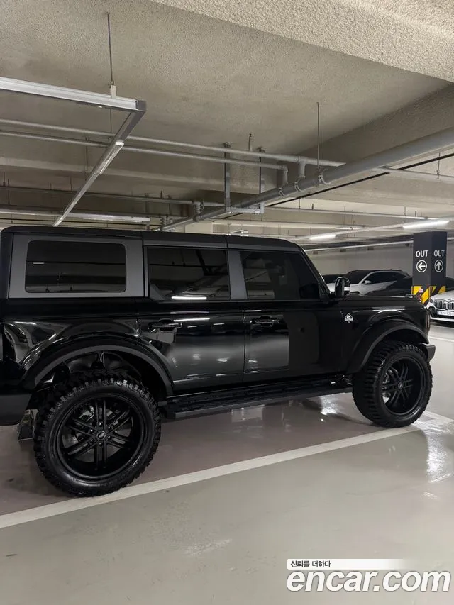Ford Bronco 2023 thumb 2