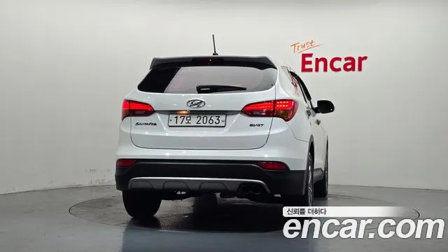 Hyundai Santa Fe 2014 thumb 4