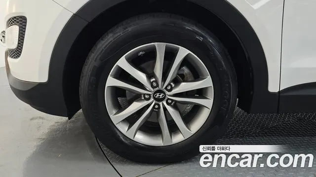 Hyundai Santa Fe 2014 thumb 5