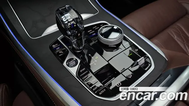 BMW X7 2021 thumb 8