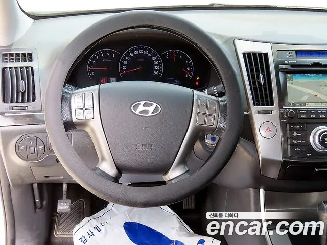 Hyundai Veracruz 2013 thumb 8