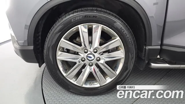 KG_Mobility_Ssangyong Rexton 2018 thumb 5