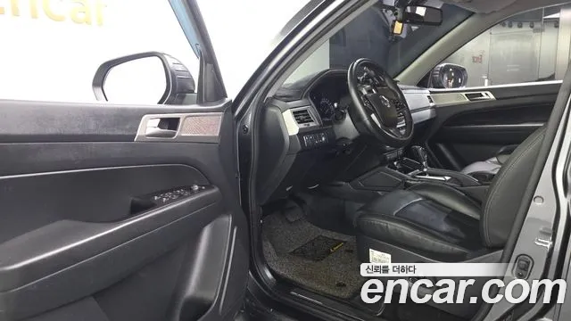 KG_Mobility_Ssangyong Rexton 2018 thumb 10