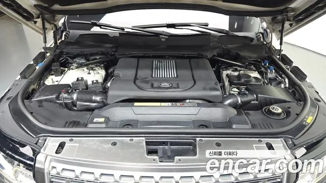 Land Rover Range Rover 2017 thumb 6