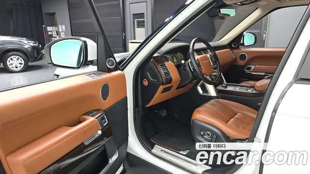 Land Rover Range Rover 2017 thumb 10