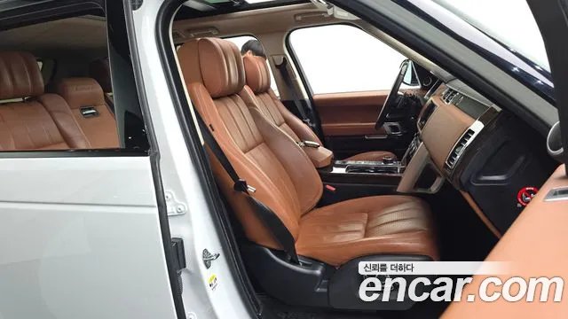 Land Rover Range Rover 2017 thumb 12