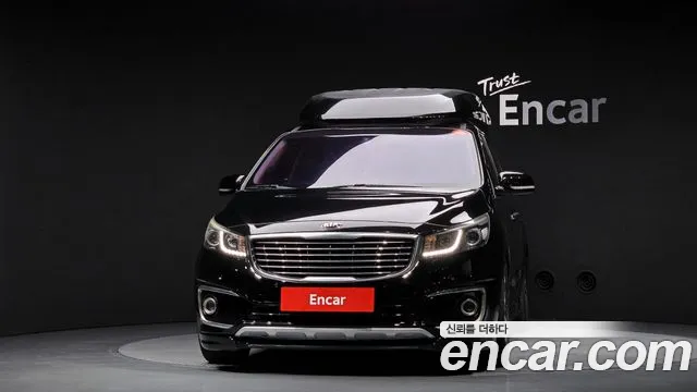 Kia Carnival 2015 thumb 3