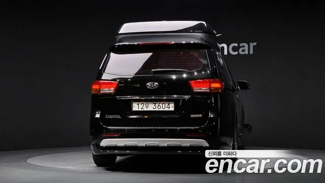 Kia Carnival 2015 thumb 4