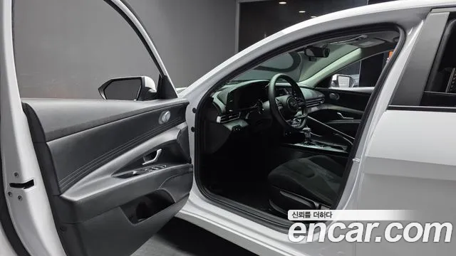 Hyundai Avante 2021 thumb 10