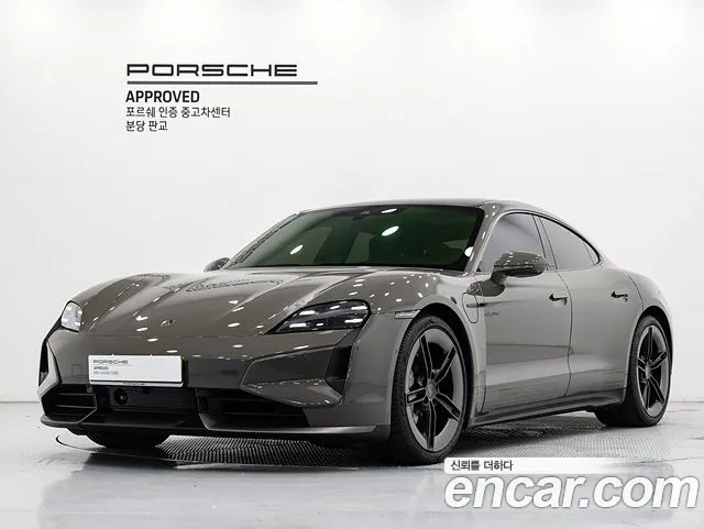 Porsche Taycan 2025 thumb 11