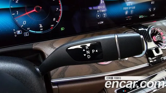 Mercedes-Benz E-Класс 2021 thumb 8