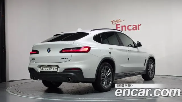 BMW X4 2020 thumb 2