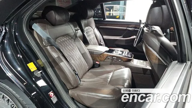 Genesis G90 2020 thumb 11