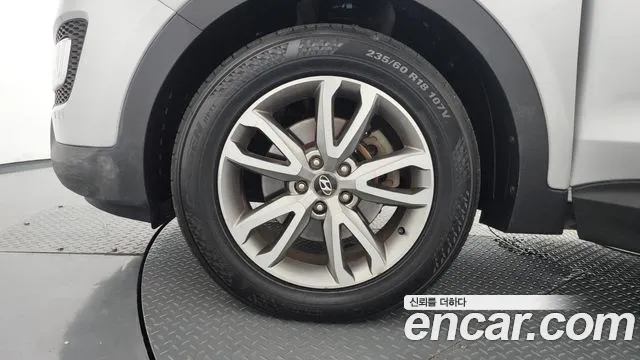 Hyundai Santa Fe 2013 thumb 5