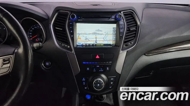 Hyundai Santa Fe 2013 thumb 12