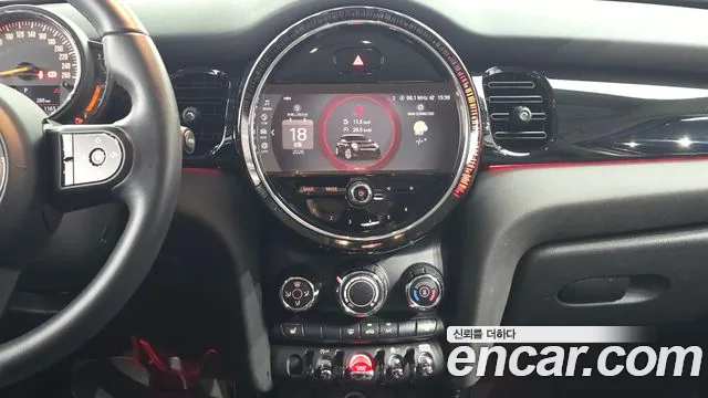 Mini Hatch 2023 thumb 12