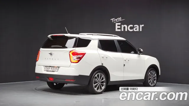 KG_Mobility_Ssangyong TIBOLI 2017 thumb 2