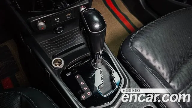 KG_Mobility_Ssangyong TIBOLI 2017 thumb 9