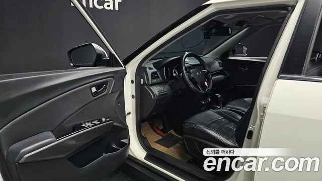 KG_Mobility_Ssangyong TIBOLI 2017 thumb 10