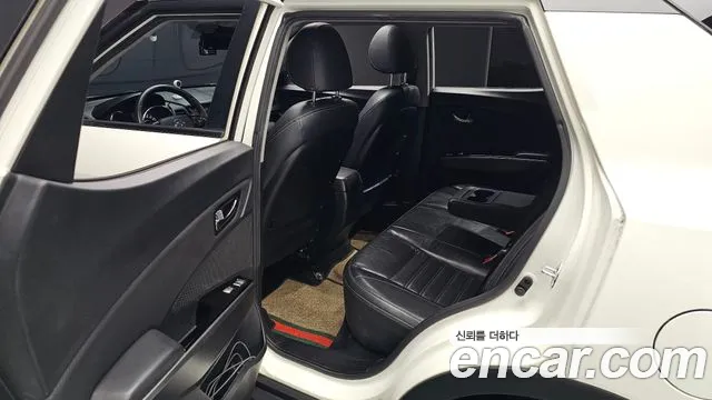KG_Mobility_Ssangyong TIBOLI 2017 thumb 12