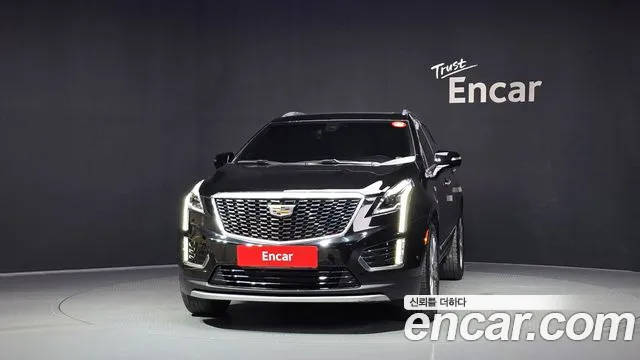 Cadillac XT5 2020 thumb 3