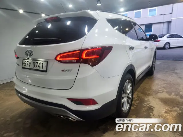Hyundai Santa Fe 2015 thumb 2