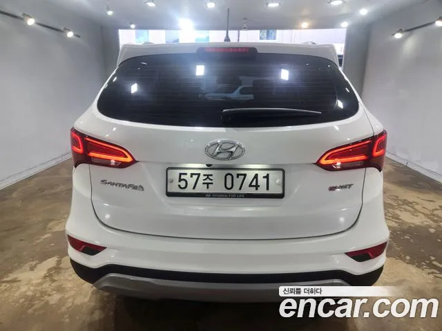 Hyundai Santa Fe 2015 thumb 4