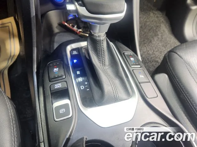 Hyundai Santa Fe 2015 thumb 9