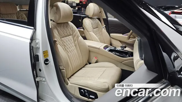 Kia K9 2022 thumb 10